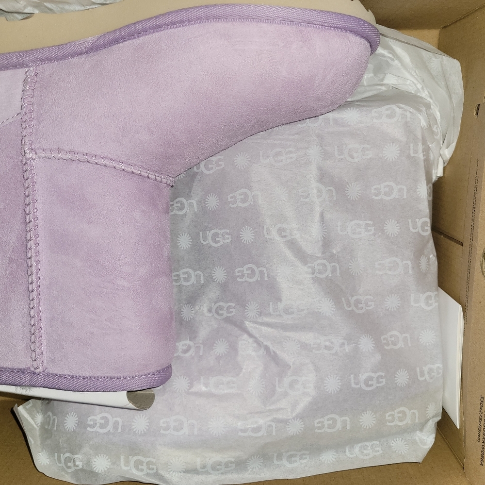 Ugg boots BRAND NEW
